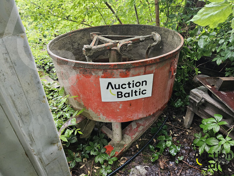 Concrete mixer - Betoneira: foto 1 Concrete mixer - Betoneira: foto 1