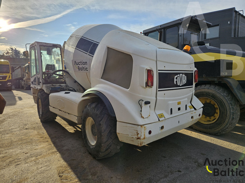 Fiori BX 15 H - Caminhão betoneira: foto 4 Fiori BX 15 H - Caminhão betoneira: foto 4