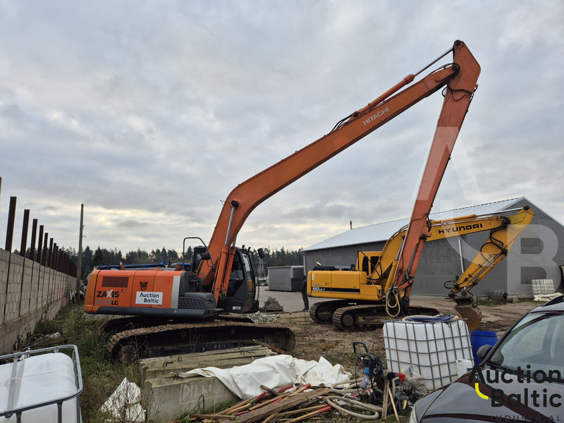 Hitachi ZX 210 LC-3 - Escavadora de rastos: foto 3 Hitachi ZX 210 LC-3 - Escavadora de rastos: foto 3