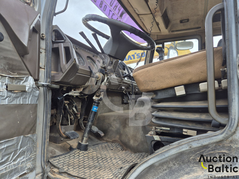 Iveco 260-34 - Caminhão tanque: foto 5 Iveco 260-34 - Caminhão tanque: foto 5