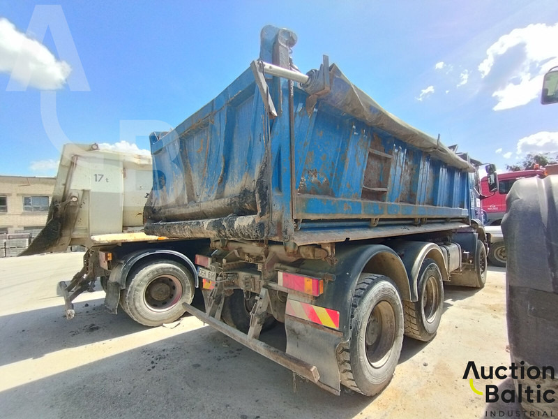 Caminhão basculante Iveco 260 E44: foto 7
