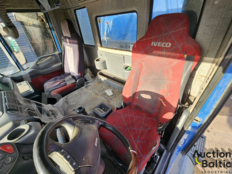 Caminhão basculante Iveco 260E44: foto 11