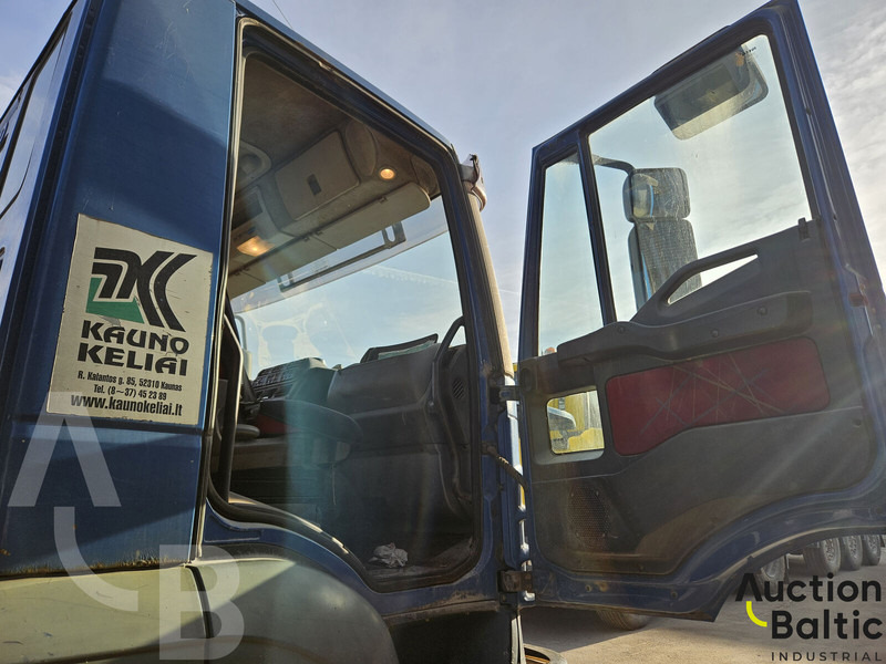 Caminhão basculante Iveco 260E44: foto 6