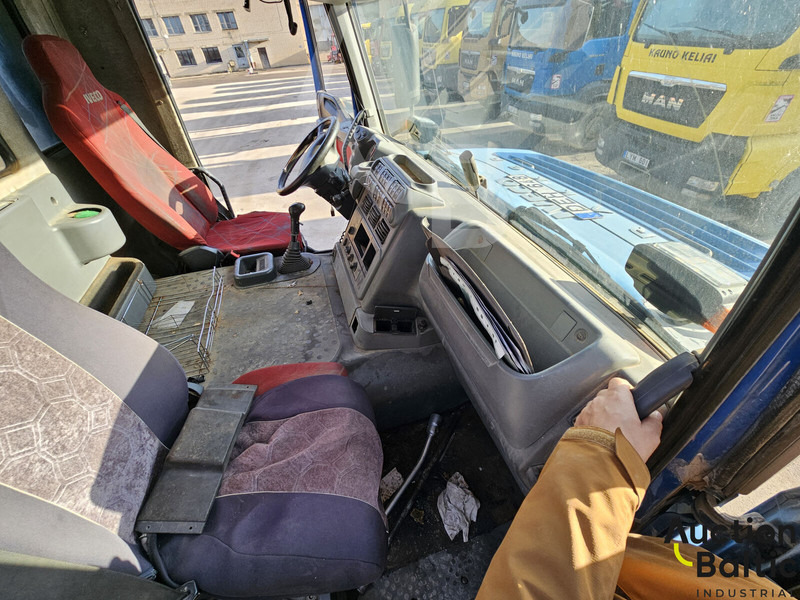 Caminhão basculante Iveco 260E44: foto 7