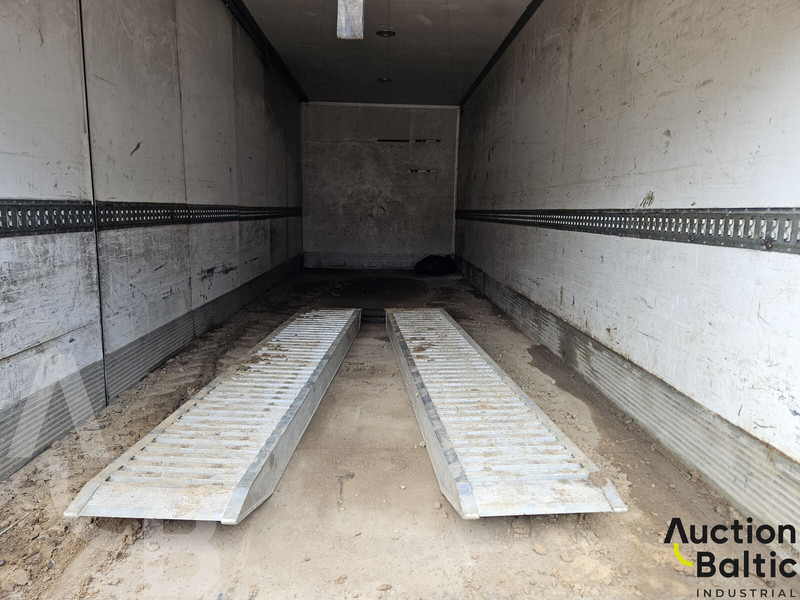 Iveco Eurocargo 150E23 - Caminhão furgão: foto 5 Iveco Eurocargo 150E23 - Caminhão furgão: foto 5