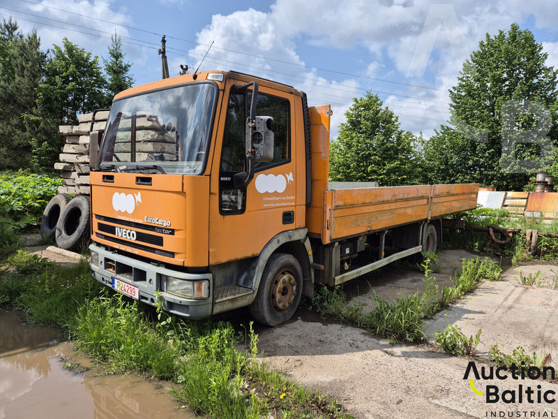 Iveco ML80E17 - Camião de caixa aberta/ Plataforma: foto 1 Iveco ML80E17 - Camião de caixa aberta/ Plataforma: foto 1