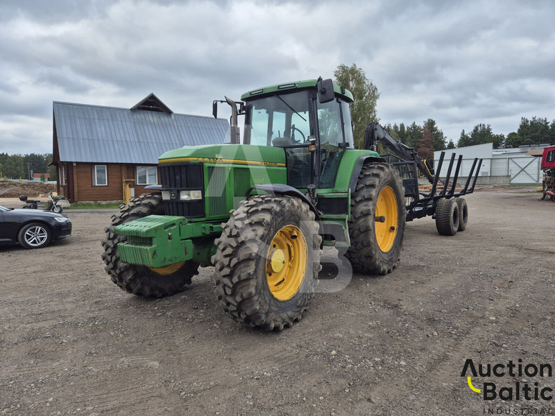 John Deere 7700 - Reboque florestal: foto 1 John Deere 7700 - Reboque florestal: foto 1
