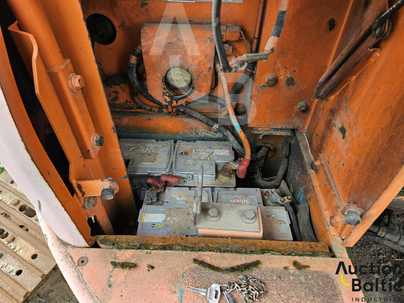 Escavadora de rastos Kobelco SK 235 SR: foto 15