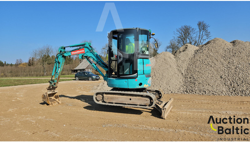 Kobelco SK28SR-6 - Mini escavadeira: foto 2 Kobelco SK28SR-6 - Mini escavadeira: foto 2