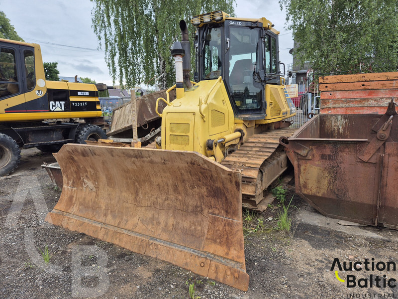 Komatsu D51EX-22 - Buldôzer: foto 1 Komatsu D51EX-22 - Buldôzer: foto 1
