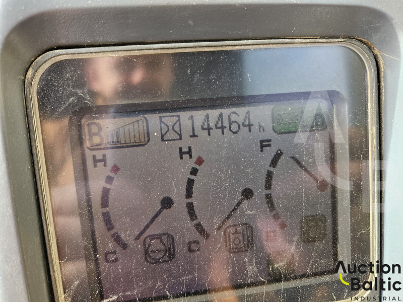 Locação de Komatsu PC228USLC-3N0 Komatsu PC228USLC-3N0: foto 7 Locação de Komatsu PC228USLC-3N0 Komatsu PC228USLC-3N0: foto 7