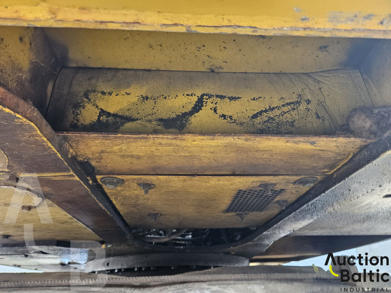 Escavadeira de rodas Komatsu PW130ES-6K: foto 13