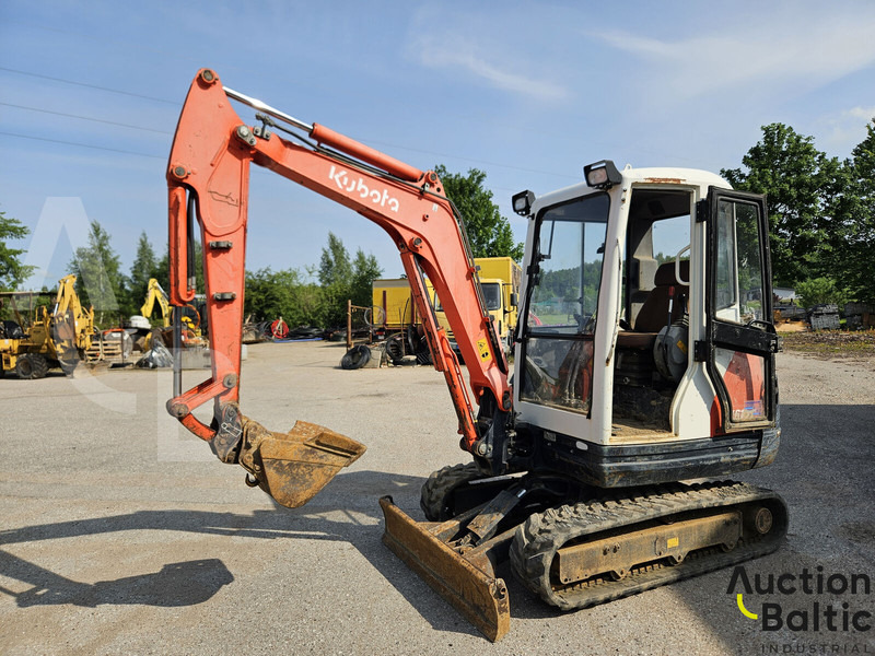 Kubota KX 61-3 - Mini escavadeira: foto 1 Kubota KX 61-3 - Mini escavadeira: foto 1