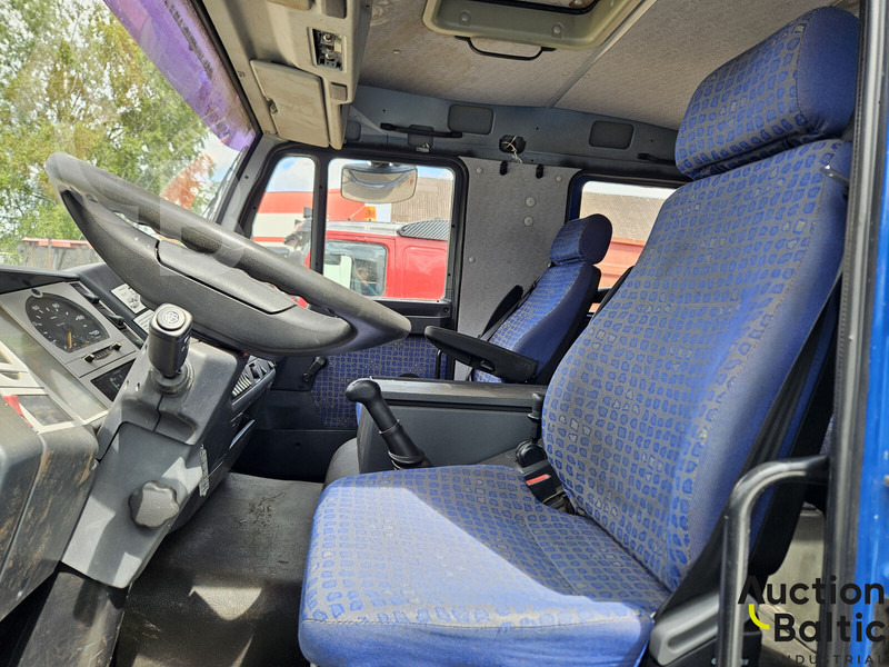 MAN 18.225 - Caminhão chassi: foto 5 MAN 18.225 - Caminhão chassi: foto 5