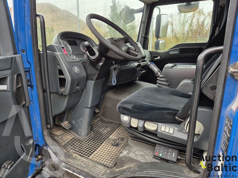 MAN TGL12.220 BL - Caminhão furgão: foto 5 MAN TGL12.220 BL - Caminhão furgão: foto 5