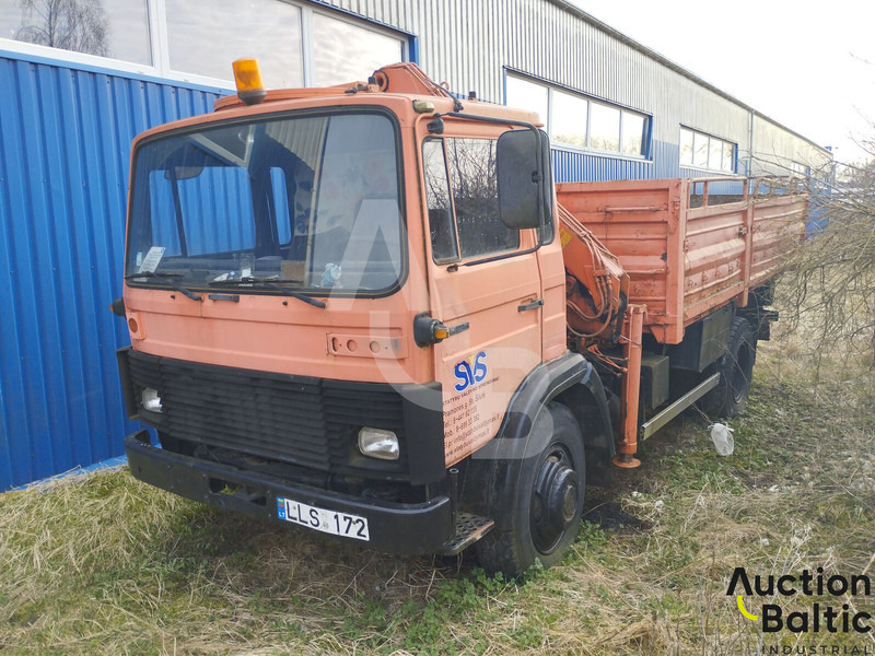 Magirus 168 M 11 - Caminhão basculante, Caminhão grua: foto 1 Magirus 168 M 11 - Caminhão basculante, Caminhão grua: foto 1