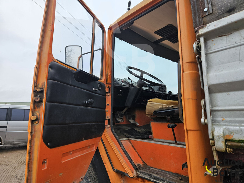 Magirus M 160 D 15 - Caminhão basculante: foto 5 Magirus M 160 D 15 - Caminhão basculante: foto 5