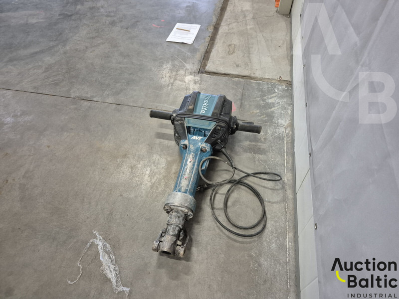 Makita HM1812 - Máquina de construção: foto 4 Makita HM1812 - Máquina de construção: foto 4