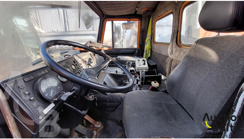 Maz 533731 - Caminhão tanque: foto 5 Maz 533731 - Caminhão tanque: foto 5