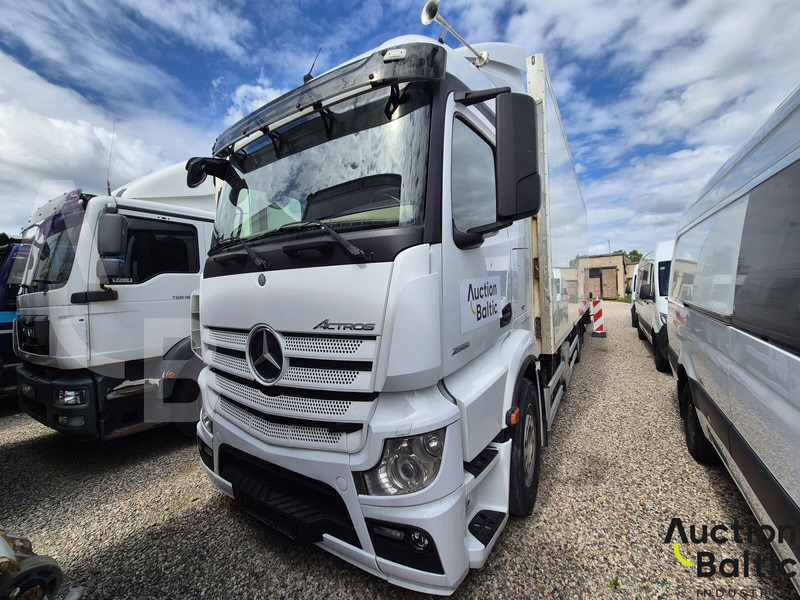 Mercedes-Benz Actros 2551 - Caminhão furgão: foto 1 Mercedes-Benz Actros 2551 - Caminhão furgão: foto 1