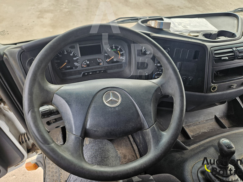 Caminhão frigorífico Mercedes-Benz Atego 1224 L: foto 8