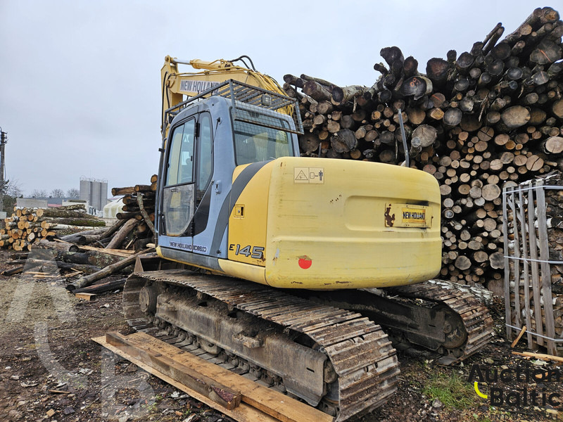 New Holland E 145 - Escavadora de rastos: foto 4 New Holland E 145 - Escavadora de rastos: foto 4