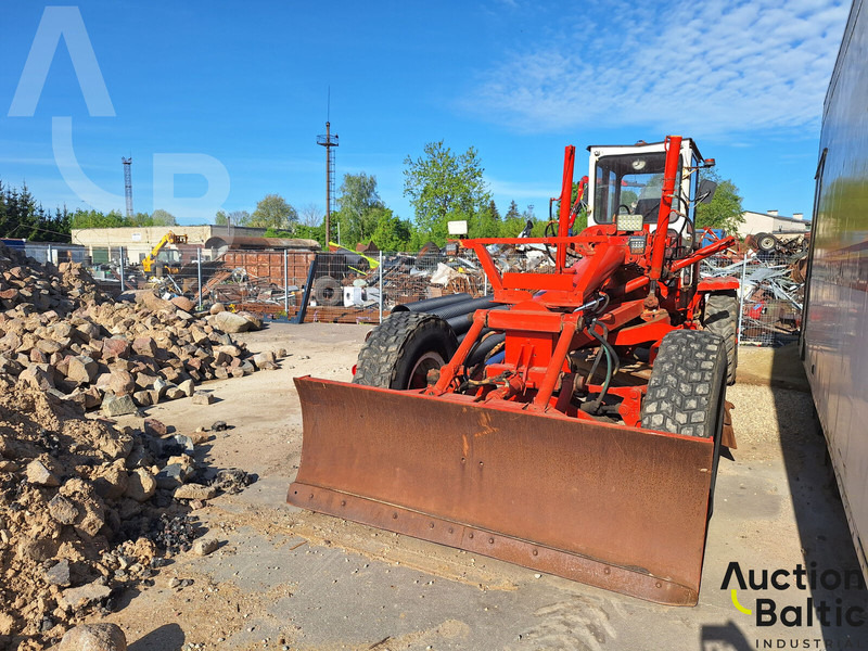 O & K F156 - Motoniveladora: foto 4 O & K F156 - Motoniveladora: foto 4