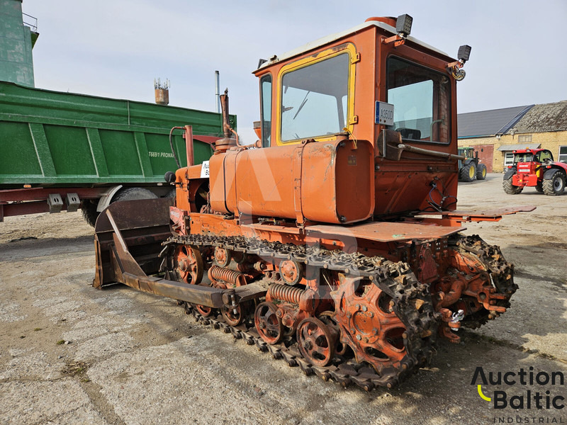 Onbekend DT-75 - Buldôzer: foto 4 Onbekend DT-75 - Buldôzer: foto 4