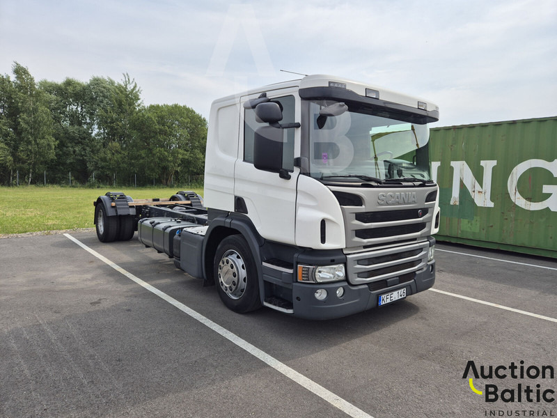 Scania P 450 - Caminhão chassi: foto 2 Scania P 450 - Caminhão chassi: foto 2