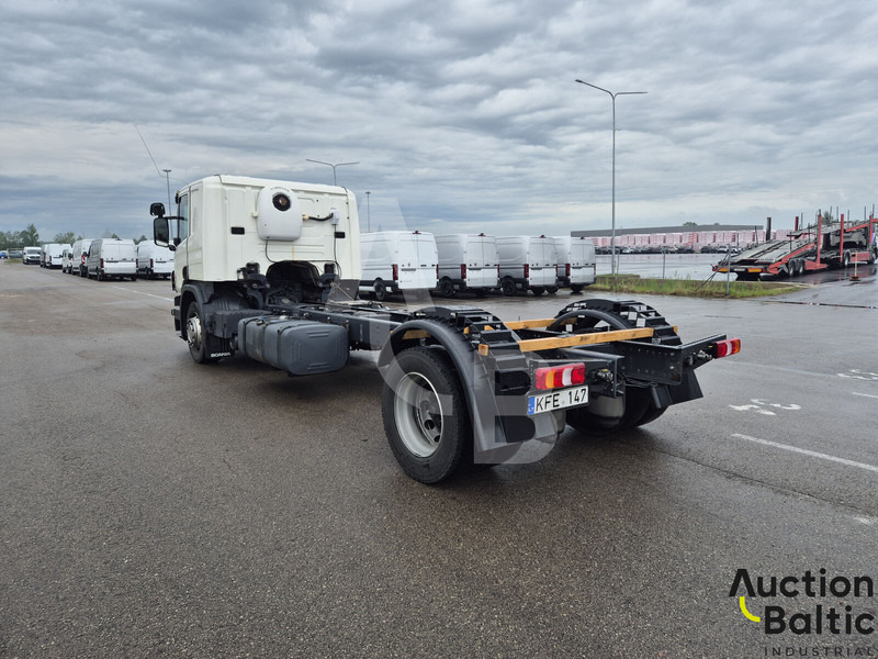 Scania P 450 - Caminhão chassi: foto 4 Scania P 450 - Caminhão chassi: foto 4