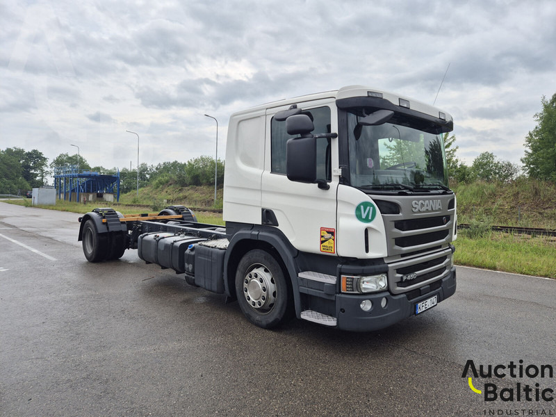Scania P 450 - Caminhão chassi: foto 1 Scania P 450 - Caminhão chassi: foto 1
