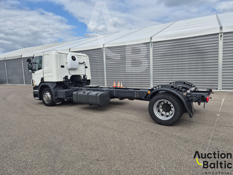 Scania P 450 - Caminhão chassi: foto 4 Scania P 450 - Caminhão chassi: foto 4