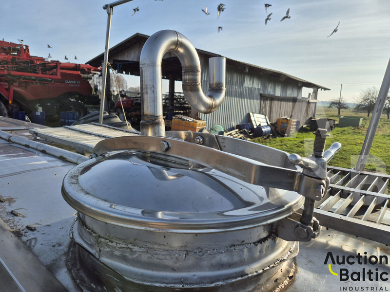 Caminhão tanque Tank: foto 6