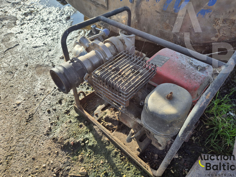 Caminhão tanque Tank: foto 12