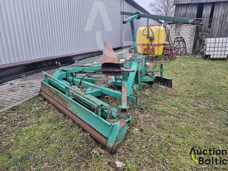 The pumpkin bulldozer - Motoniveladora: foto 1 The pumpkin bulldozer - Motoniveladora: foto 1