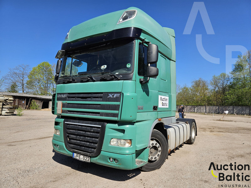 DAF XF105.460 - Tractor: foto 1 DAF XF105.460 - Tractor: foto 1
