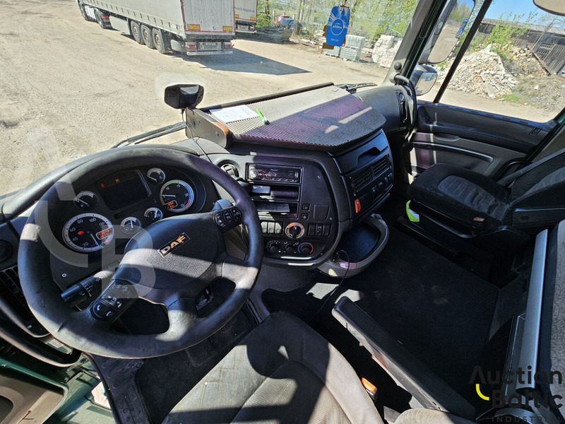 Tractor DAF XF105.460: foto 9