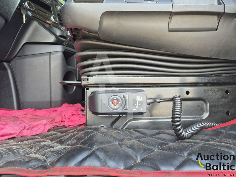 Tractor Mercedes-Benz Actros 1843: foto 7 Tractor Mercedes-Benz Actros 1843: foto 7