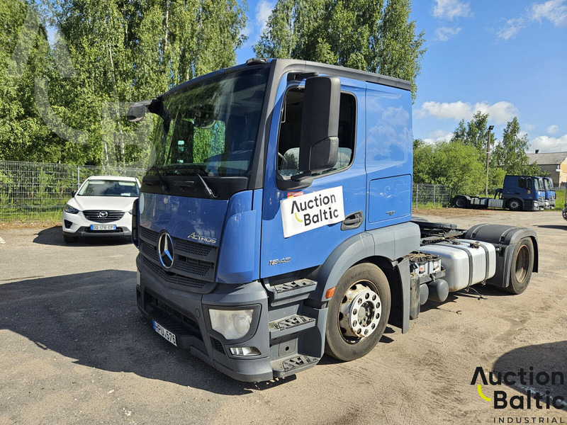 Mercedes-Benz Actros 1843 - Tractor: foto 1 Mercedes-Benz Actros 1843 - Tractor: foto 1