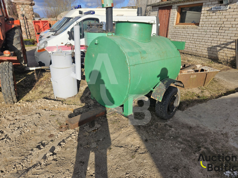 Trailer with tank - Reboque tanque: foto 1 Trailer with tank - Reboque tanque: foto 1