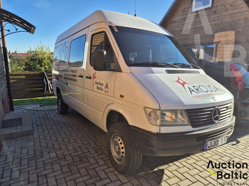 Mercedes-Benz 300-serie 312 D - Veículo comercial: foto 2 Mercedes-Benz 300-serie 312 D - Veículo comercial: foto 2