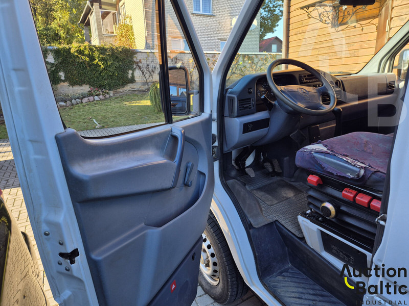 Mercedes-Benz 300-serie 312 D - Veículo comercial: foto 5 Mercedes-Benz 300-serie 312 D - Veículo comercial: foto 5