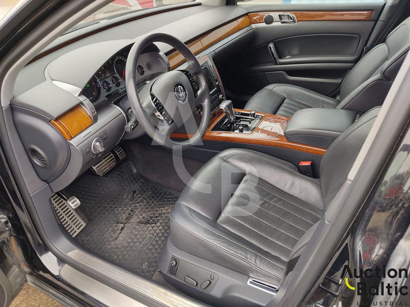 Volkswagen Phaeton - Automóvel: foto 5 Volkswagen Phaeton - Automóvel: foto 5