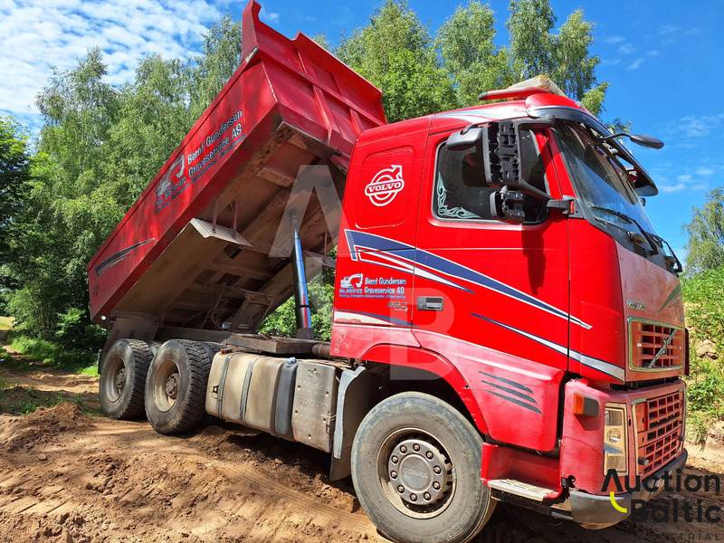 Volvo FH 16 6X4 - Caminhão basculante: foto 2 Volvo FH 16 6X4 - Caminhão basculante: foto 2
