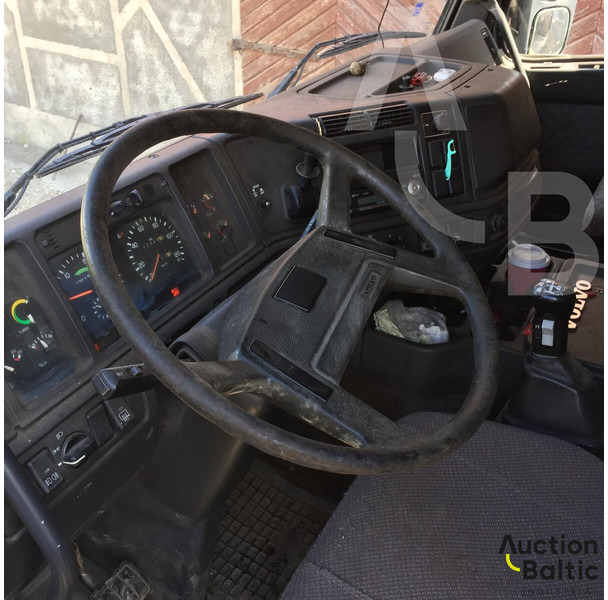 Camião de caixa aberta/ Plataforma Volvo FH12: foto 9