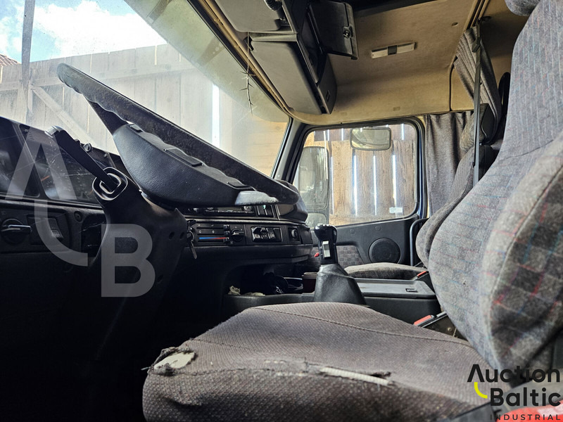 Camião de caixa aberta/ Plataforma Volvo FH12: foto 11