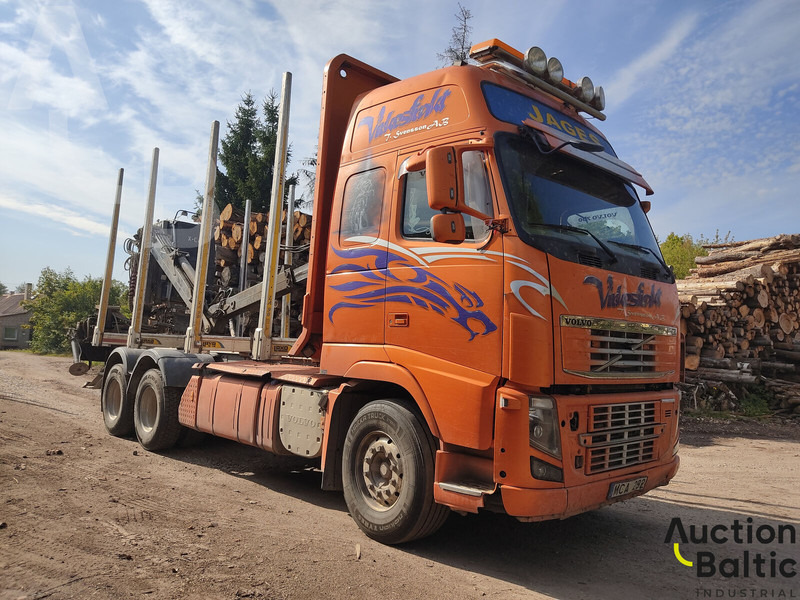Volvo FH16 - Caminhão florestal, Caminhão grua: foto 1 Volvo FH16 - Caminhão florestal, Caminhão grua: foto 1