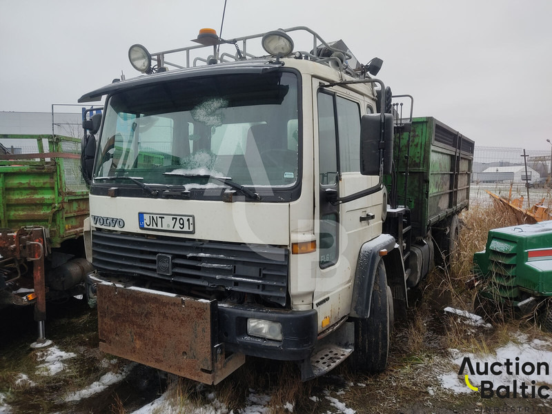 Volvo FL618 - Caminhão basculante, Caminhão grua: foto 1 Volvo FL618 - Caminhão basculante, Caminhão grua: foto 1
