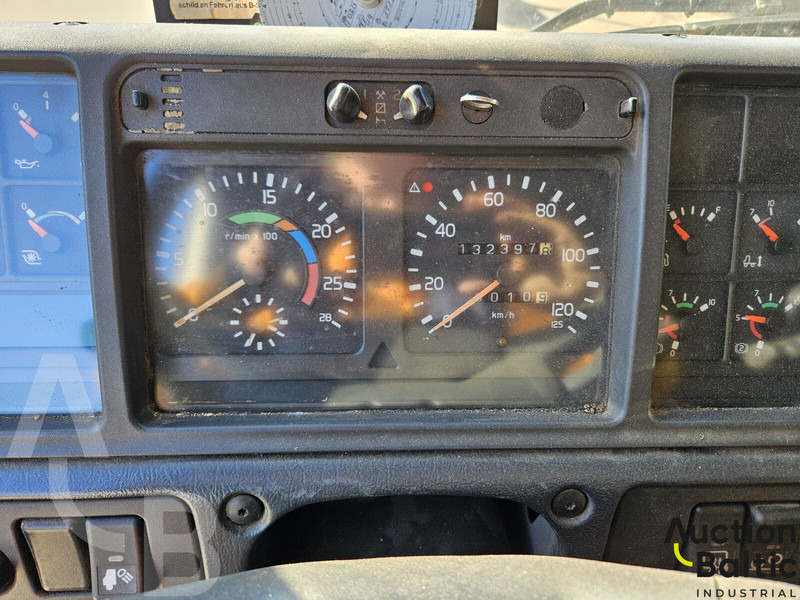 Caminhão basculante Volvo FM7 310: foto 8
