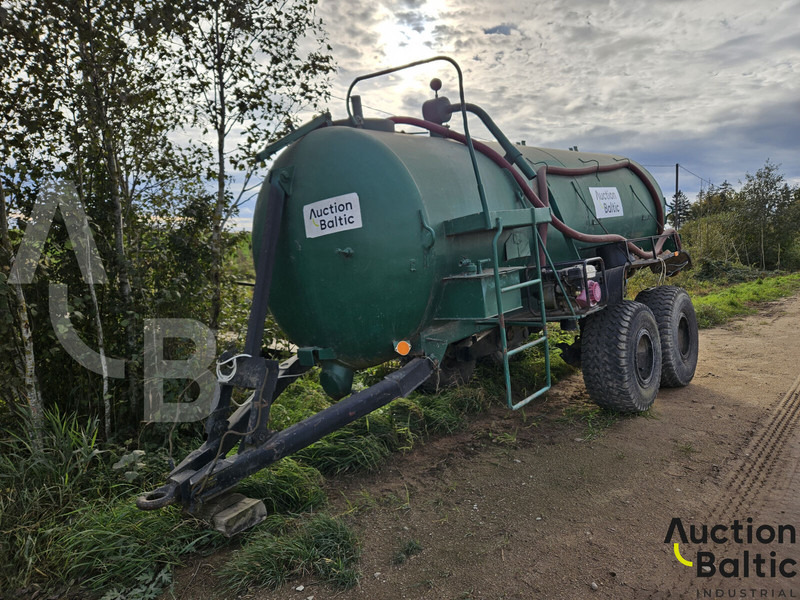 WATER transport trailer - Reboque basculante: foto 1 WATER transport trailer - Reboque basculante: foto 1